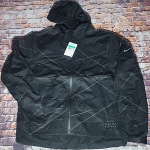 Nike Men's Black Hooded Jacket